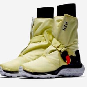 NWT Nike Lab NSW Gaiter Pale Citron Size 5.5